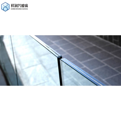 Fabricação de vidro laminado à prova de balas para balcões e balaustradas