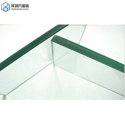 Design de terraço moderno com barrancos de varanda de vidro laminado e aço inoxidável polaco