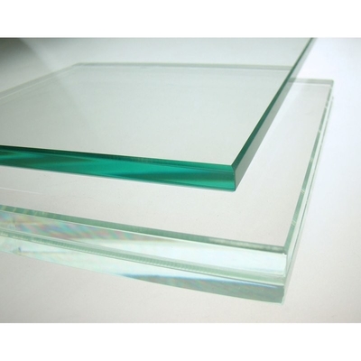 Vidro temperado plano de 10 mm laminado resistente ao calor para janelas de escritório e grades de piscina