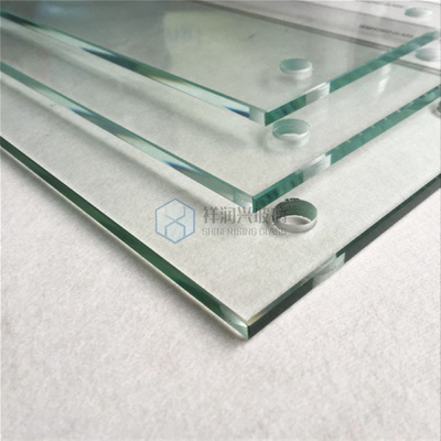 Fabricação de vidros de chuveiro e vidros de divisória laminados e curvos
