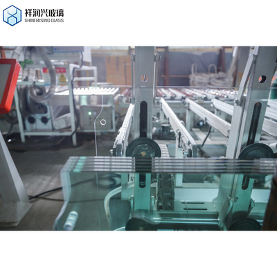 Borda polida 3-19mm Ultra-Clar Tempered Laminated Glass para design de gabinete de chuveiro
