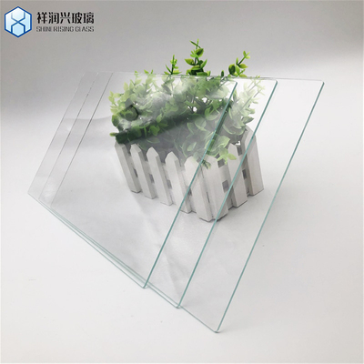 Painéis de vidro temperado transparente de 10 mm personalizados para convés Material de construção resistente ao calor
