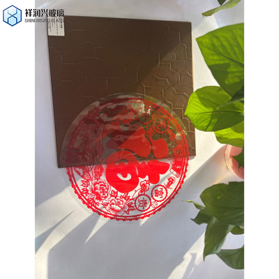 Vidro de espelho de banheiro LED personalizado com vidro flutuante ultra-claro e design de padrão