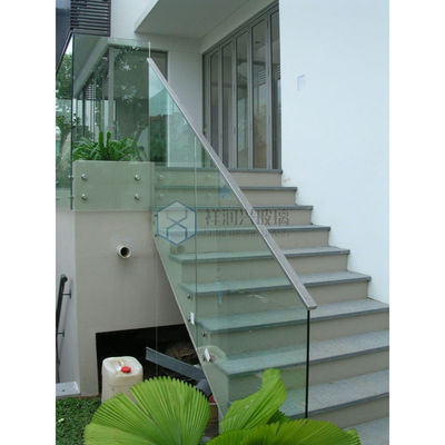 Balustrade de vidro laminado de 8 mm, 10 mm e 12 mm com 5 anos de serviço pós-venda