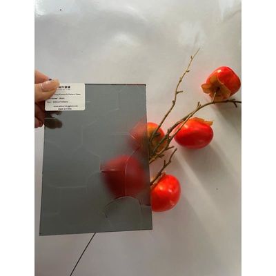 Customize padrão vidro temperado para divisória interior estrutura sólida design com fio