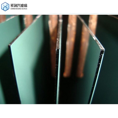 Material do quadro de vidro Qingdao Espelho de espessura de 4 mm para decoração de salão de dança Espelho de parede