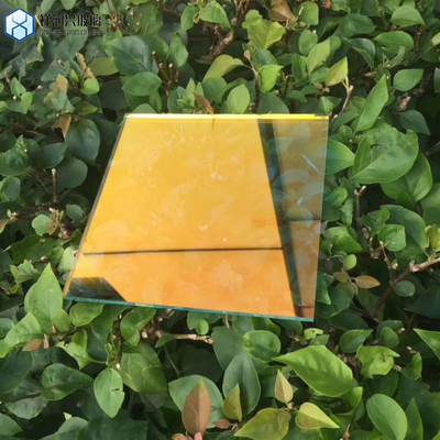 Fabricantes de vidro laminado temperado em folhas de vidro pretas coloridas e flutuantes em paralelo