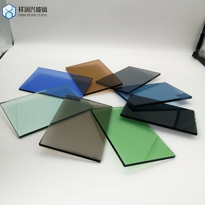 Espelho de parede decorativo de vidro laminado temperado de 6 mm com cor personalizada da China