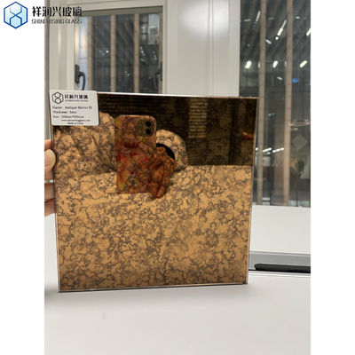 Espelho antiquado de 4 mm para decoração residencial Espelho de banheiro no padrão GB15763.2-2005