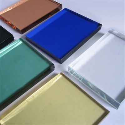 Qingdao 2mm 3mm 4mm 5mm 6mm 8mm 10mm 12mm Vidro Temperado Luminoso e Tintado para Porta