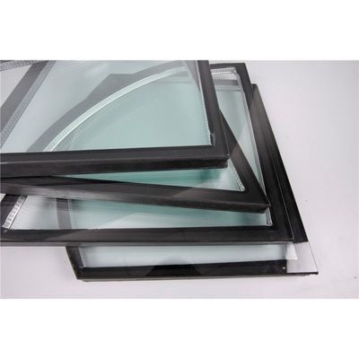 Painéis de vidro de vidro de isolamento por vácuo para remodelações de edifícios físicos