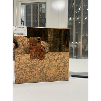 Opção de vidro decorativo com personalização