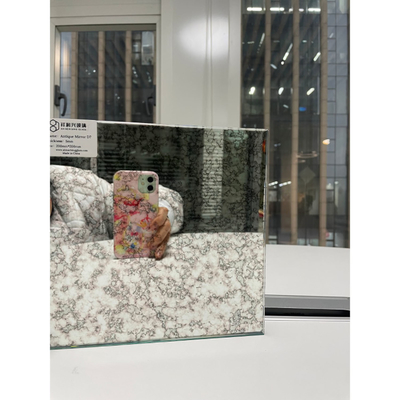 Opção de vidro decorativo com personalização