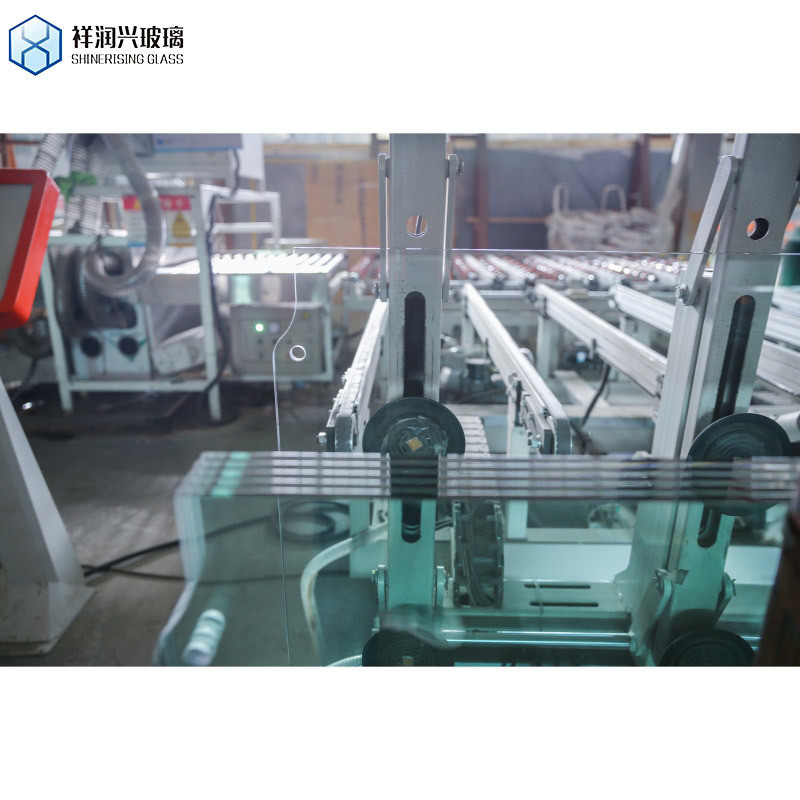 Borda polida 3-19mm Ultra-Clar Tempered Laminated Glass para design de gabinete de chuveiro
